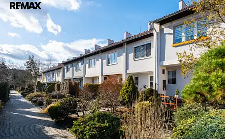 Prodej domu 75 m² s pozemkem 58 m², Dvouletky, Praha 10 - Strašnice