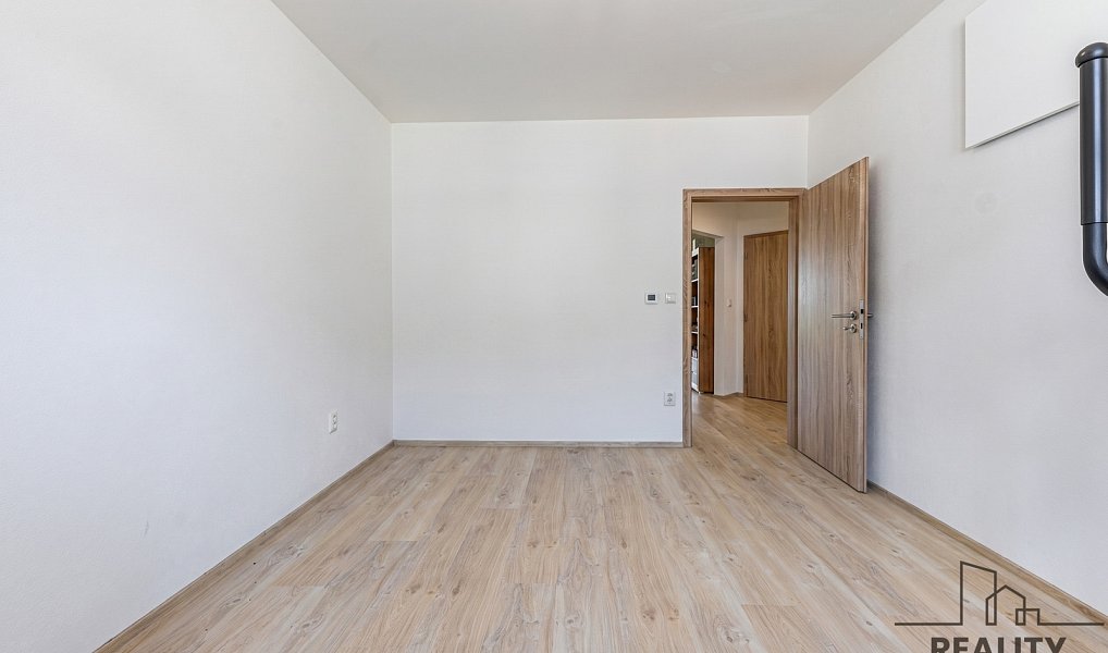 Prodej bytu 4+kk 80 m², Vochov – náhled fotky 14