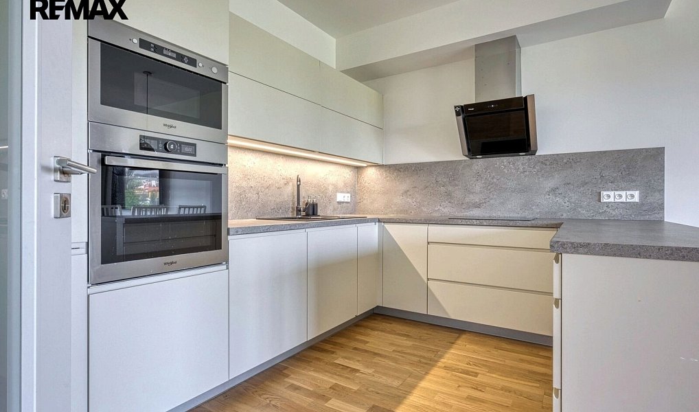 Pronájem bytu 4+kk 103 m², Praha – náhled fotky 6