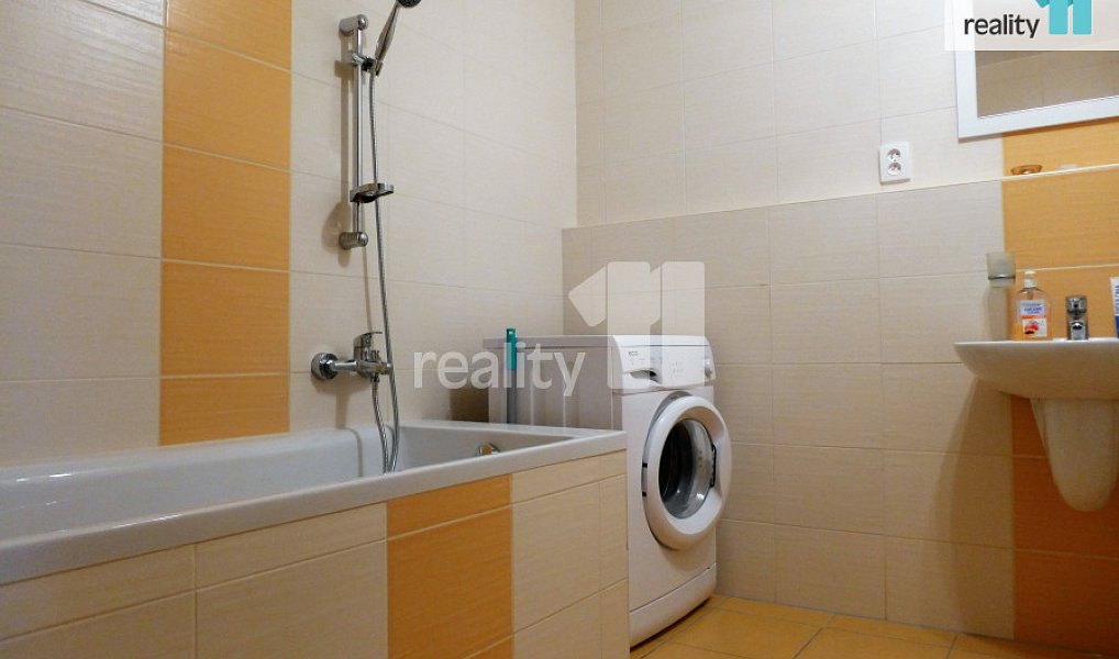 Prodej bytu 1+1 50 m², Karlovy Vary – náhled fotky 8