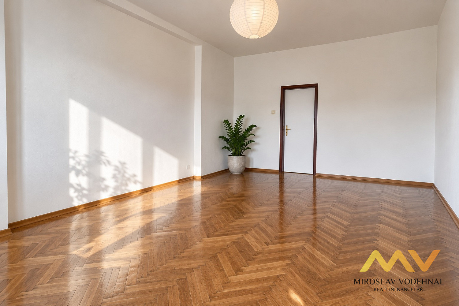 Pronájem bytu 3+1 98 m² – fotografie 4