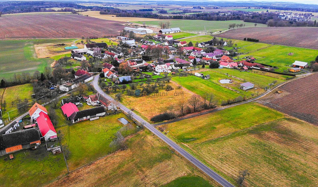 Prodej stavebního pozemku 1 515 m², Stádlec – náhled fotky 3