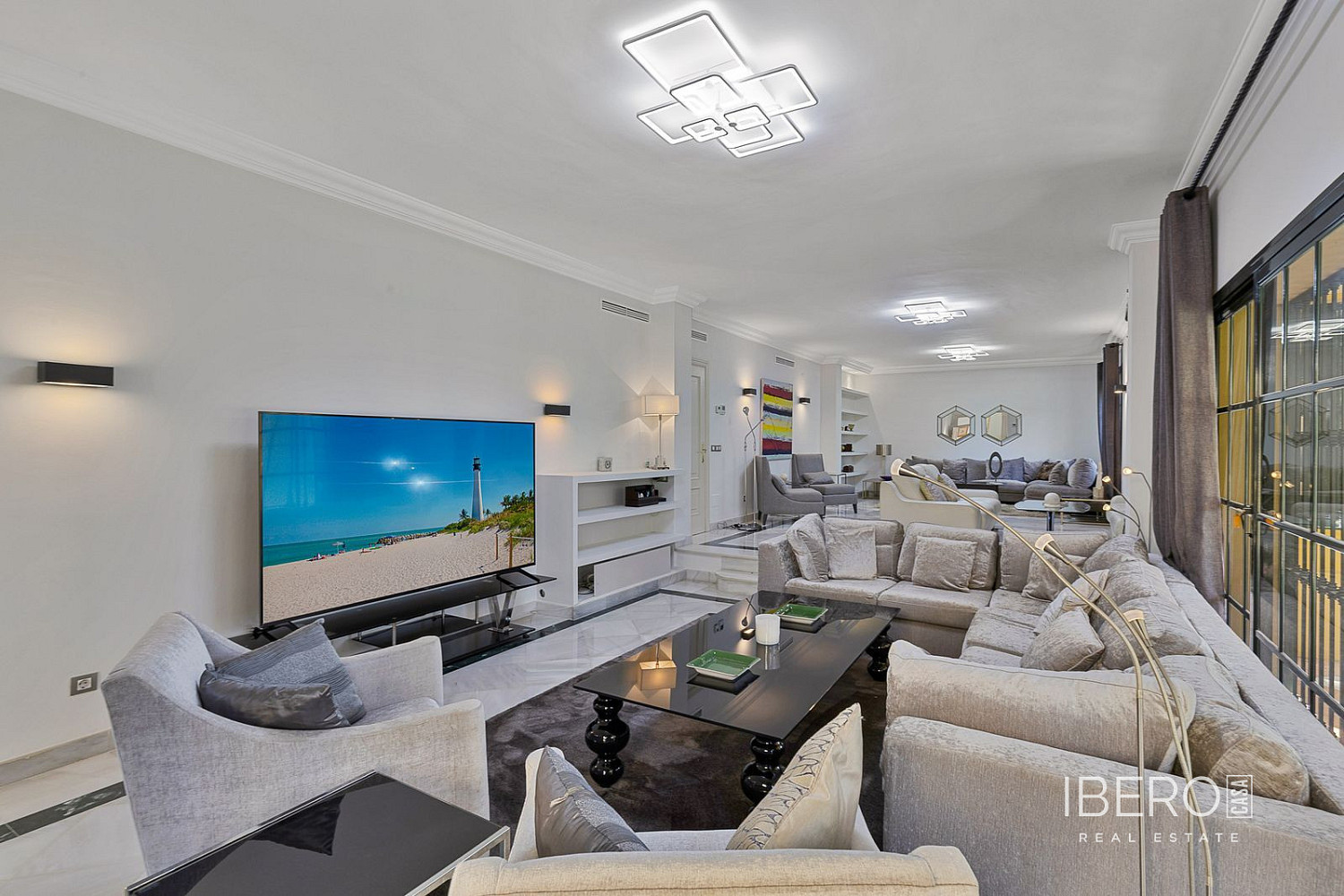 Prodej domu 497 m² s pozemkem 1 691 m² - Vista 4