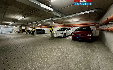 Pronájem garážového stání v Pardubicích, ul. Východní, Východní, Pardubice - Pardubičky