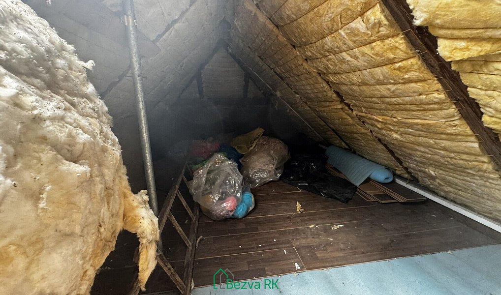 Prodej domu 250 m² s pozemkem 843 m², Nučice – náhled fotky 47