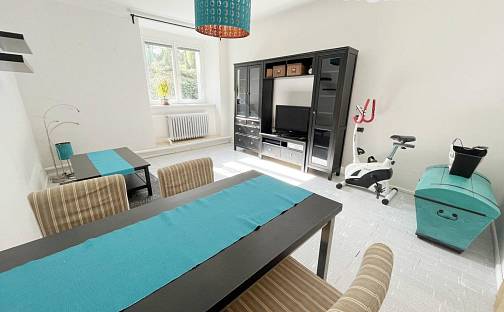Pronájem bytu 2+kk 50 m², Kouřimská, Praha 3 - Vinohrady