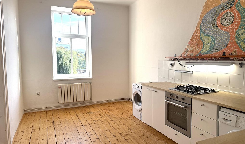 Pronájem bytu 2+1 80 m², Šumperk – náhled fotky 3