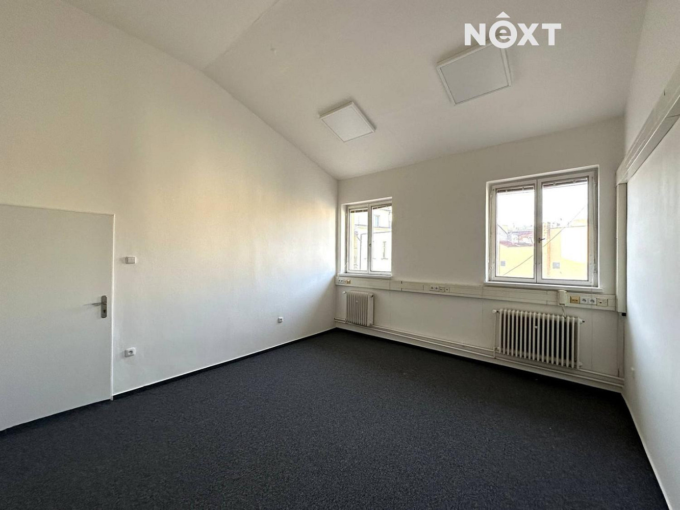 Pronájem kanceláře 22 m² — photo 2