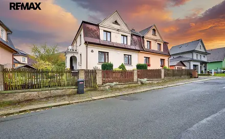 Prodej domu 160 m² s pozemkem 344 m², Květnová, Aš, okres Cheb