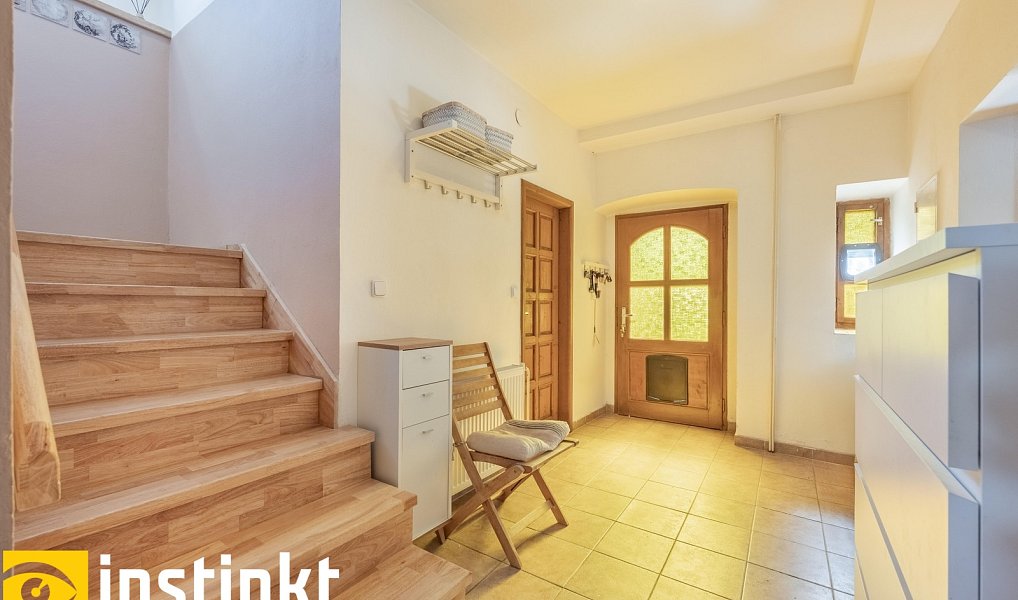 Prodej domu 180 m² s pozemkem 1 718 m², Bušanovice – náhled fotky 14
