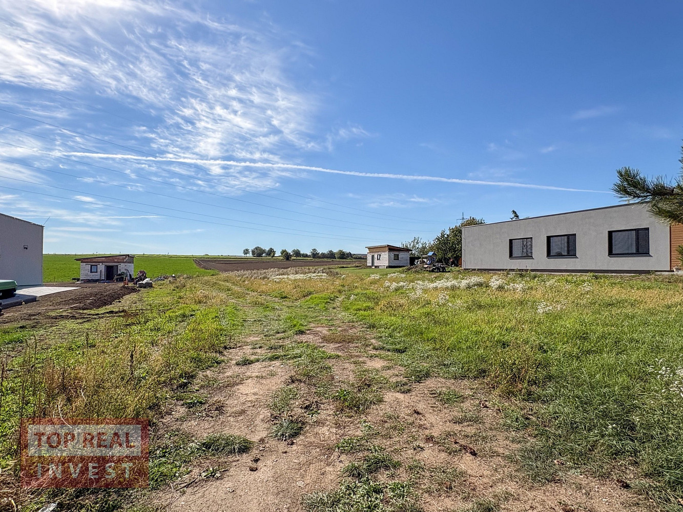 Prodej stavebního pozemku 1 447 m² – fotografie 3