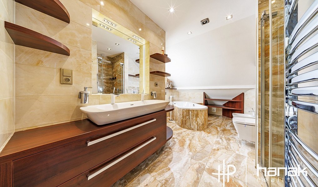 Prodej domu 262 m² s pozemkem 963 m², Olomouc – náhled fotky 15