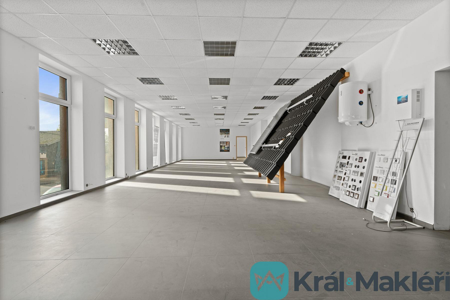 Prodej obchodních prostor 1 238 m² – fotografie 4