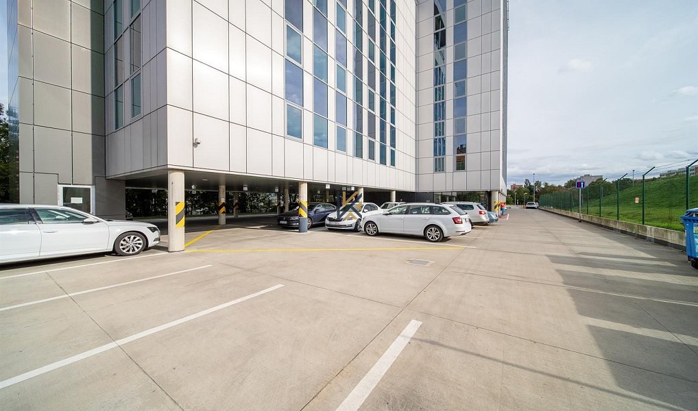 Pronájem kanceláře 268 m², Praha – náhled fotky 6