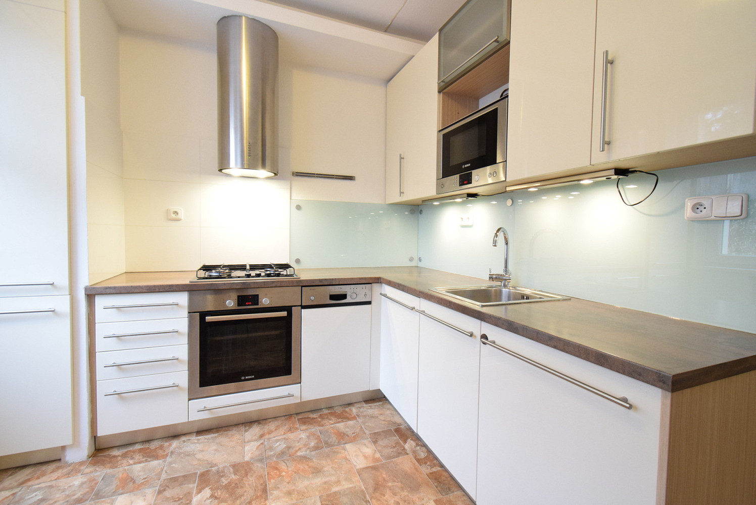 Pronájem bytu 1+1 34 m² – fotografie 2