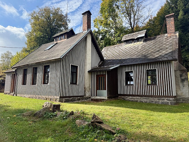 Prodej chalupy 145 m² s pozemkem 1 071 m²