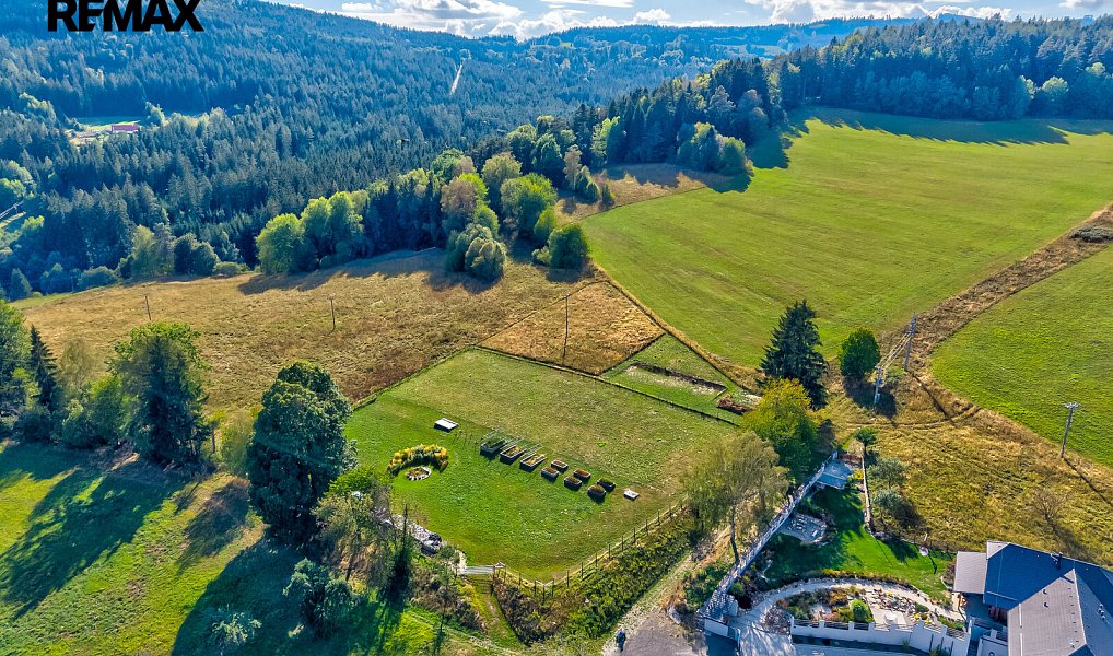 Prodej stavebního pozemku 1 749 m², Vyšší Brod – náhled fotky 2