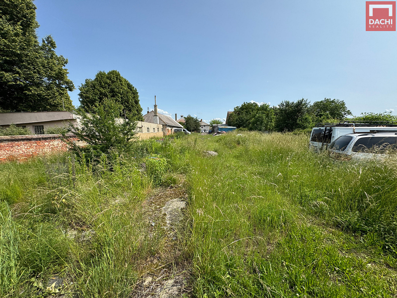 Prodej stavebního pozemku 2 052 m² – fotografie 4