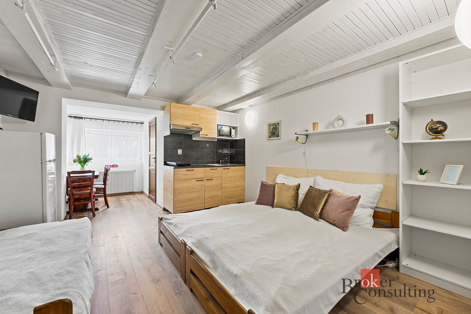 Prodej komerčního objektu (jiného typu) 390 m² – fotografie 3