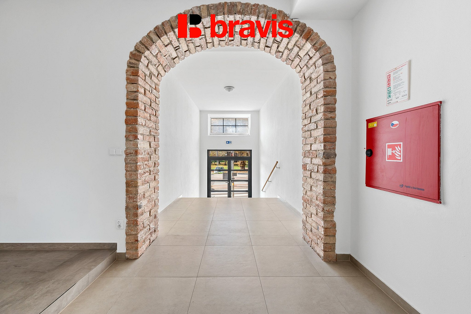 Prodej obchodních prostor 241 m² — photo 4