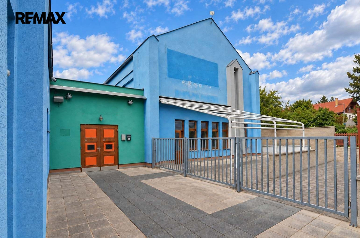 Prodej obchodních prostor 456 m² – fotografie 2
