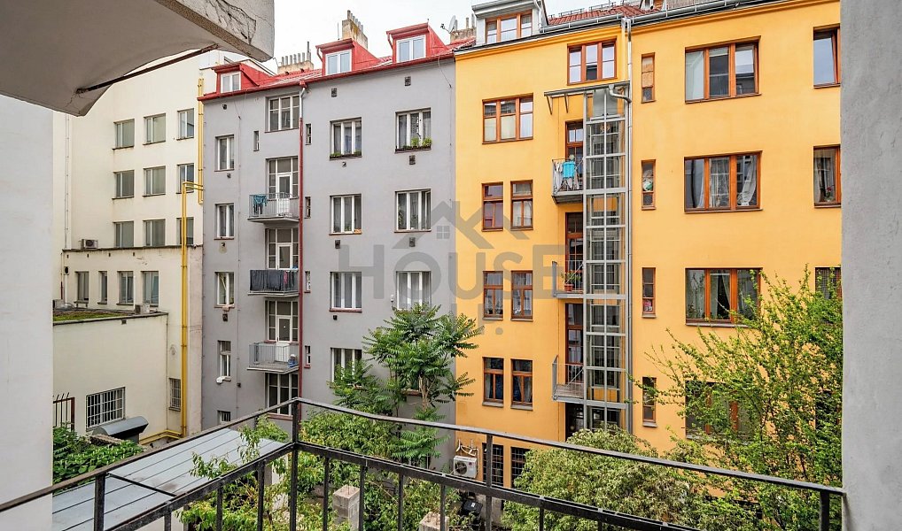 Prodej bytu 3+1 84 m², Praha – náhled fotky 10