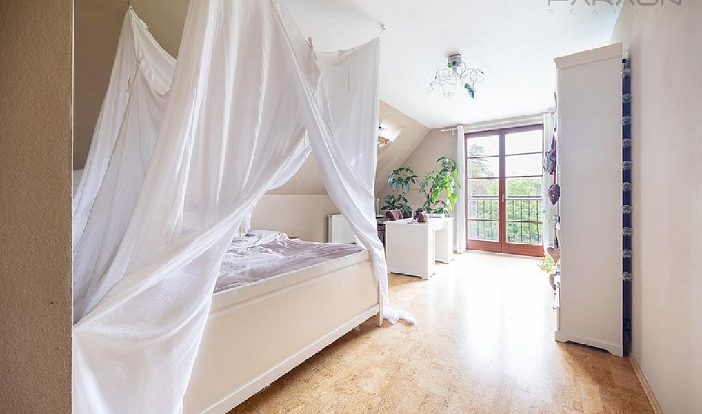 Prodej domu 287 m² s pozemkem 997 m², Praha – náhled fotky 9