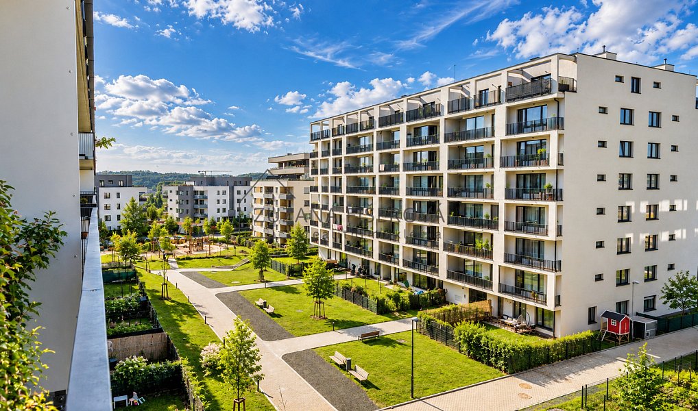 Pronájem bytu 2+kk 56 m², Praha – náhled fotky 2