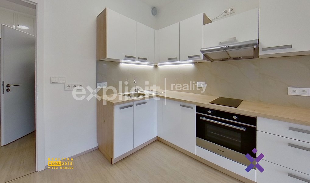 Pronájem bytu 1+kk 33 m², Zlín – náhled fotky 3