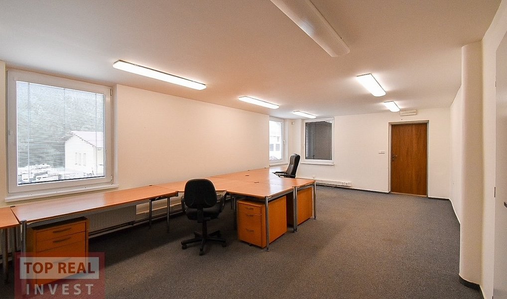 Pronájem skladovacích prostor 889 m², Troubky-Zdislavice – náhled fotky 12