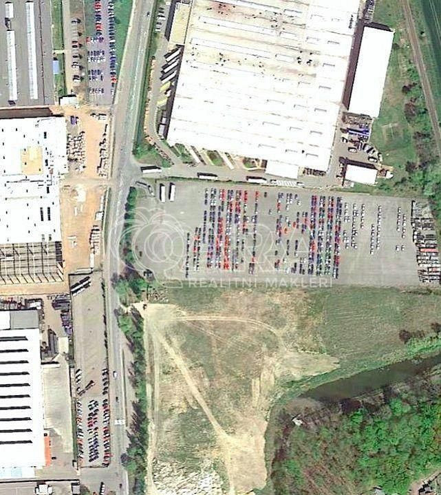 Prodej komerčního pozemku 30 600 m² — photo 3