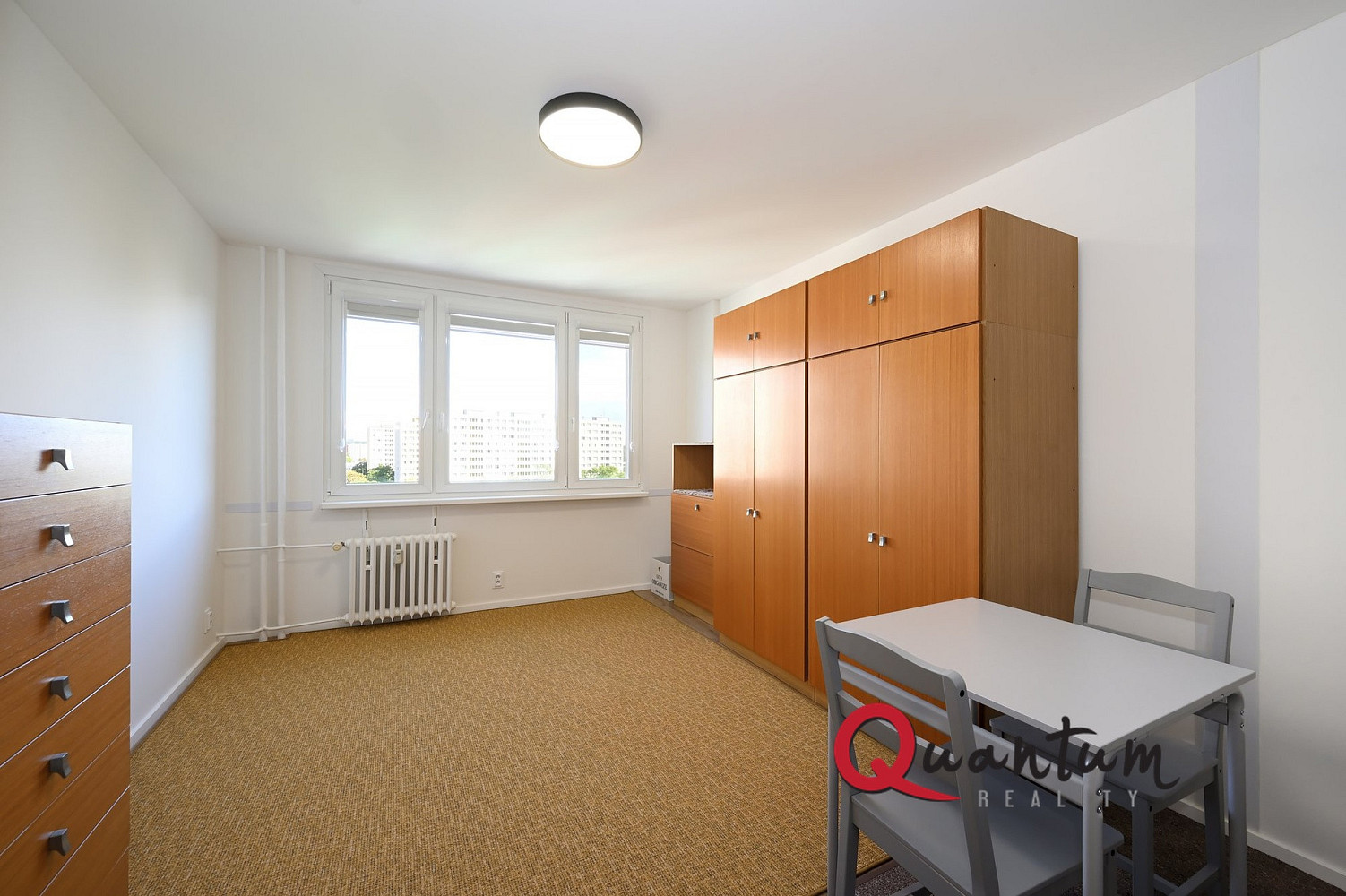Pronájem bytu 1+kk 27 m² – fotografie 2