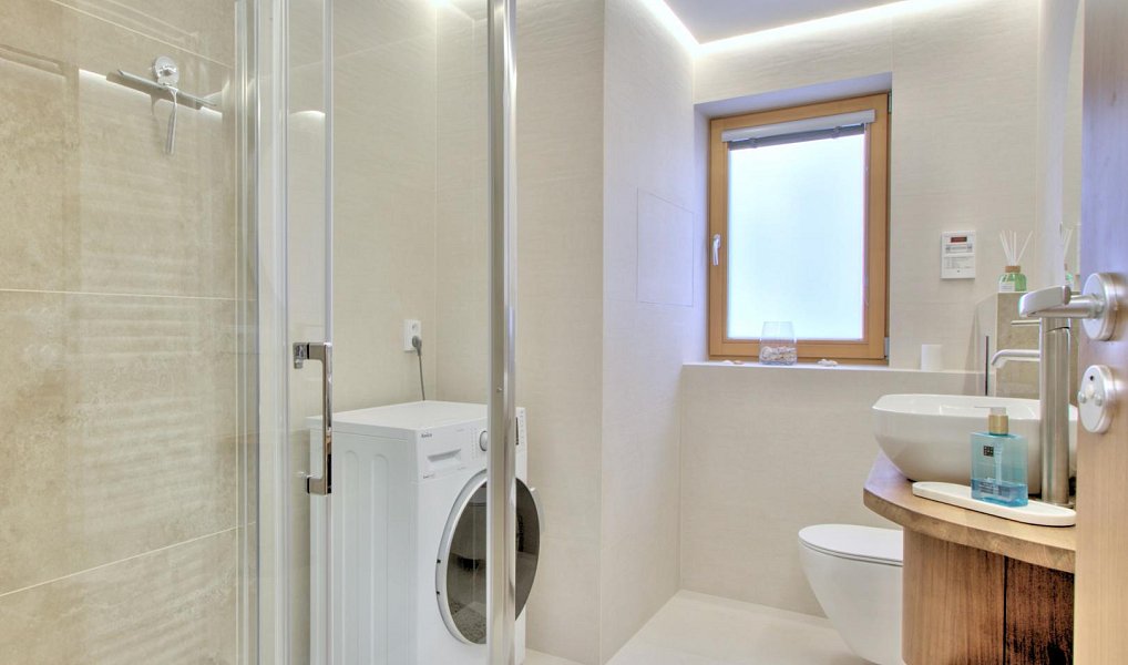 Pronájem bytu 1+kk 43 m², Dobřichovice – náhled fotky 3