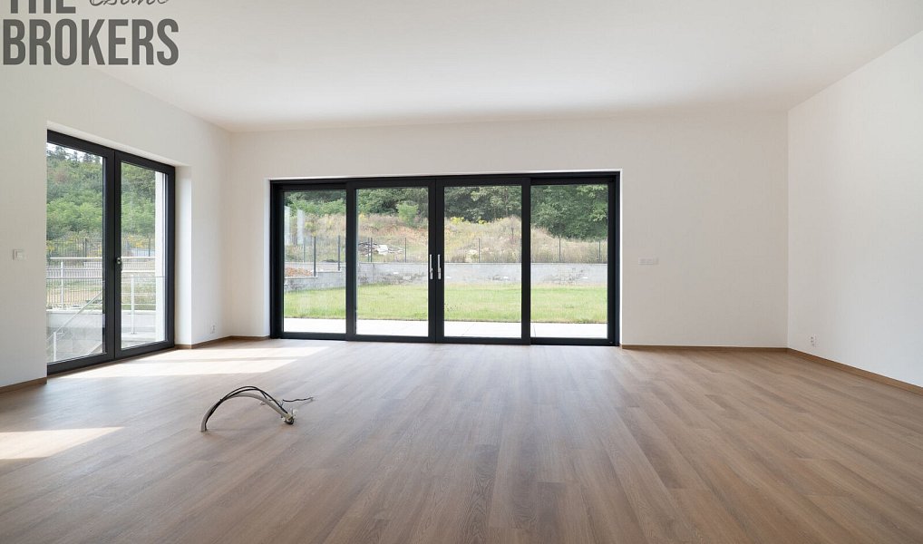 Prodej domu 306 m² s pozemkem 968 m², Chrustenice – náhled fotky 3