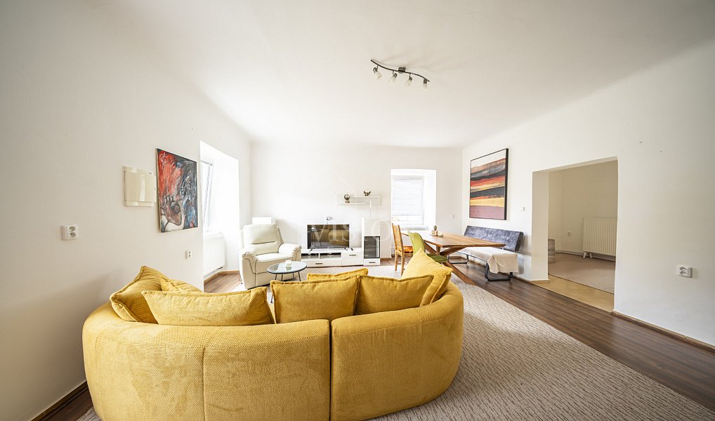 Prodej nájemního domu, činžáku 284 m², Všemyslice – náhled fotky 3