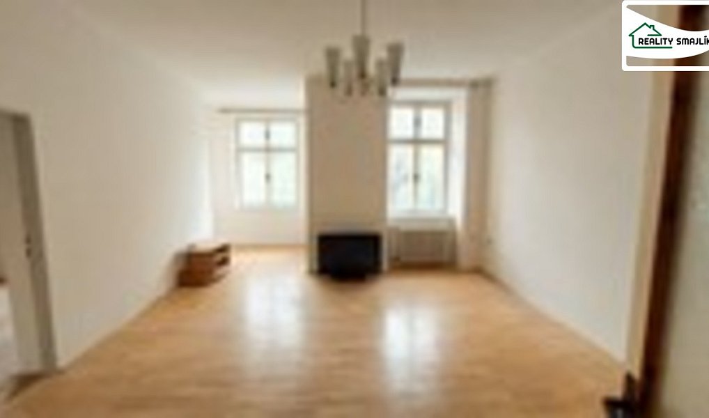 Pronájem bytu 3+1 133 m², Cheb – náhled fotky 3