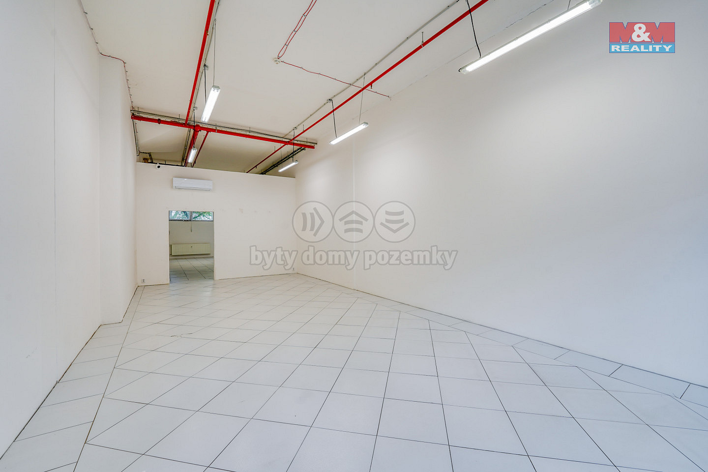 Pronájem obchodních prostor 91 m² — photo 4