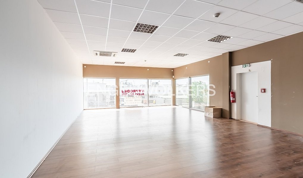 Pronájem obchodních prostor 268 m², Čestlice – náhled fotky 3