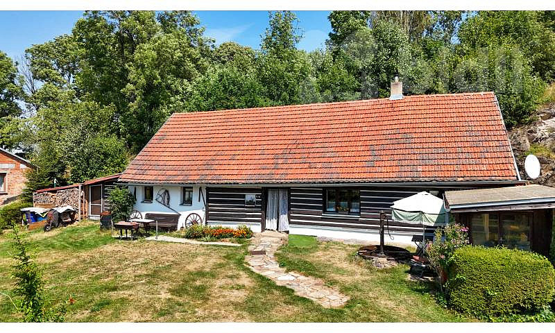 Prodej domu 120 m² s pozemkem 1 378 m²