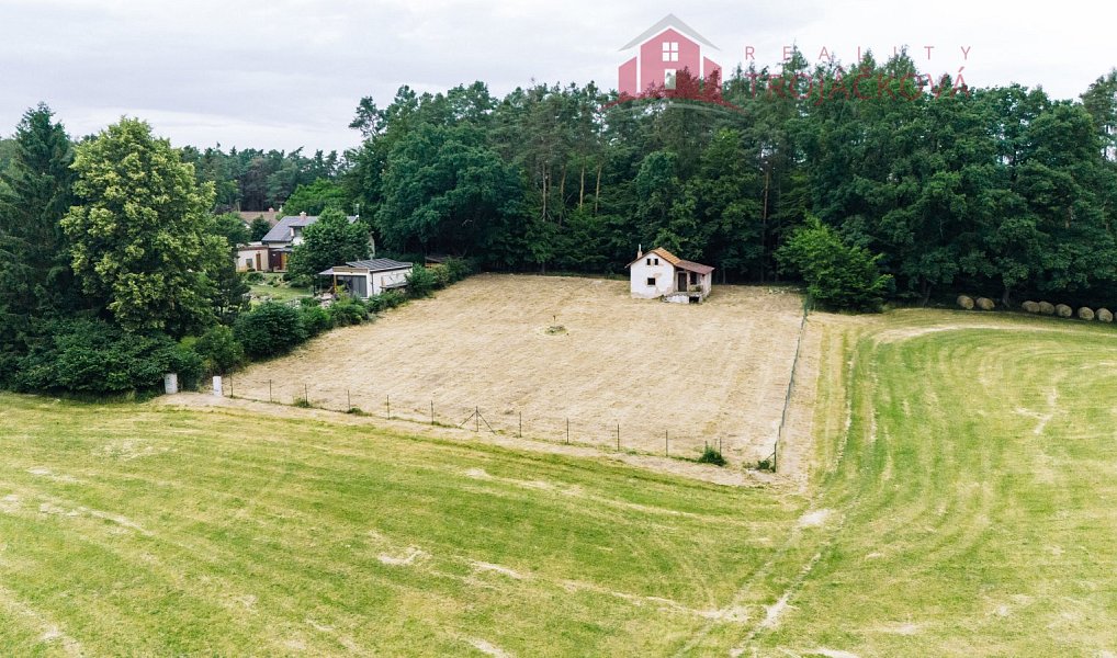 Prodej stavebního pozemku 2 203 m², Kunice – náhled fotky 3