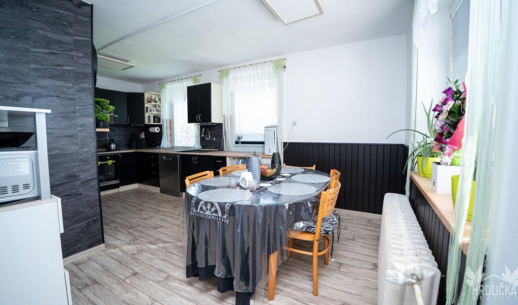 Prodej domu 350 m² s pozemkem 1 197 m², Mirovice – náhled fotky 9