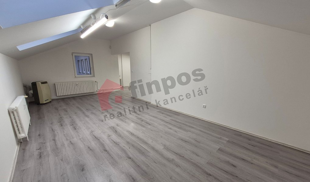 Pronájem kanceláře 50 m², Kamenice – náhled fotky 3