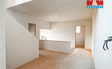 Prodej domu 270 m² s pozemkem 830 m², Dobšice, okres České Budějovice