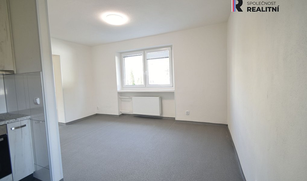 Pronájem bytu 2+1 79 m², Zlín – náhled fotky 4