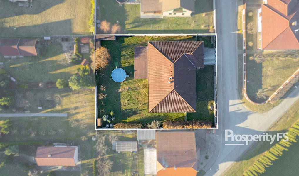 Prodej domu 169 m² s pozemkem 1 152 m², Lutopecny – náhled fotky 21