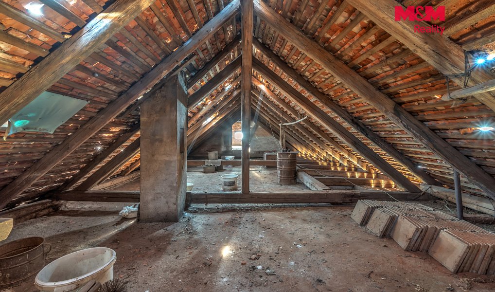 Prodej domu 156 m² s pozemkem 2 031 m², Mikulovice – náhled fotky 17