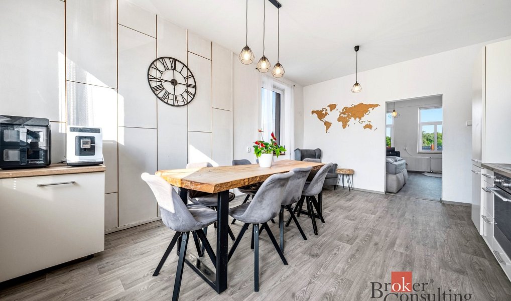Prodej domu 302 m² s pozemkem 601 m², Dobruška – náhled fotky 3