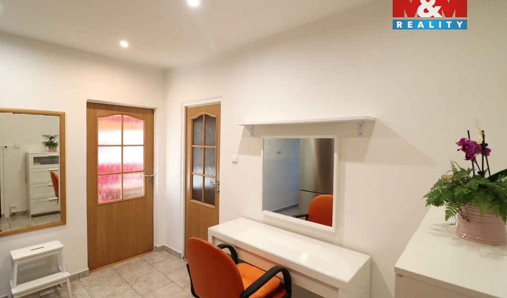 Prodej bytu 2+1 60 m², Postoloprty – náhled fotky 3