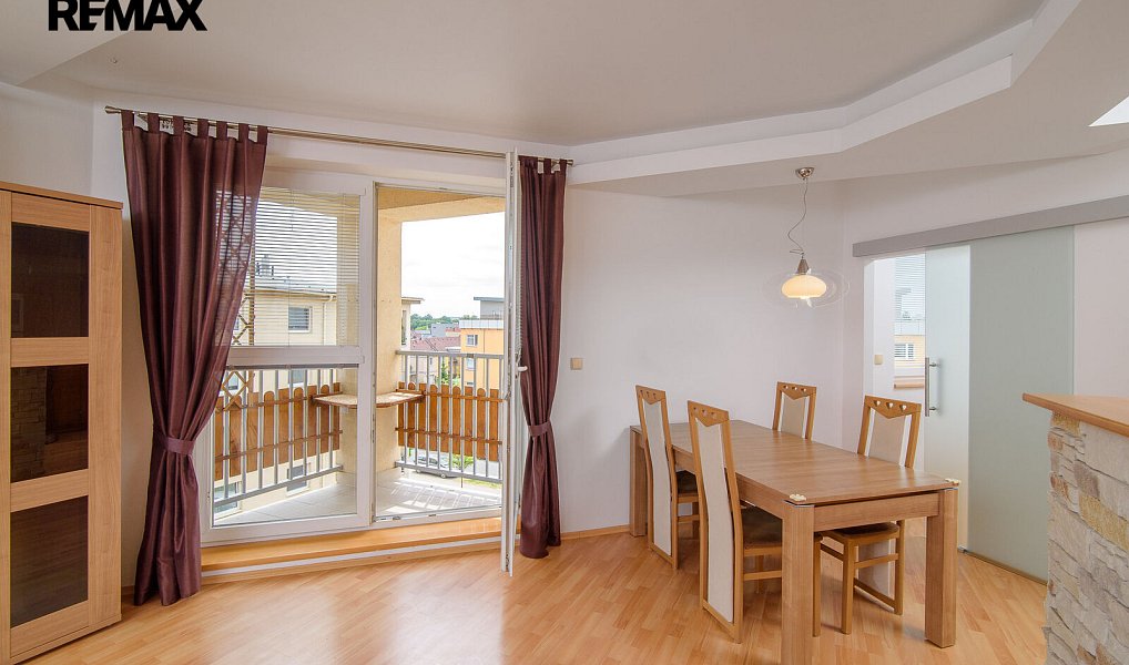 Pronájem bytu 4+kk 87 m², Čelákovice – náhled fotky 5