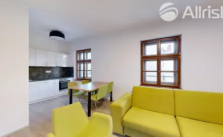 Pronájem bytu 2+kk 38 m², Dolní náměstí, Opava - Město